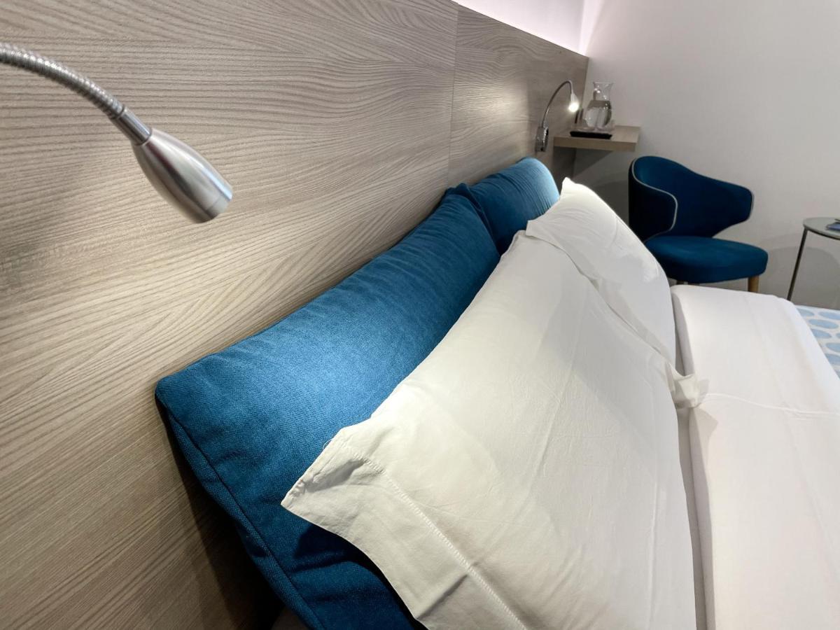 Hotel Locanda Alla Perla Tiarno di Sotto Екстериор снимка