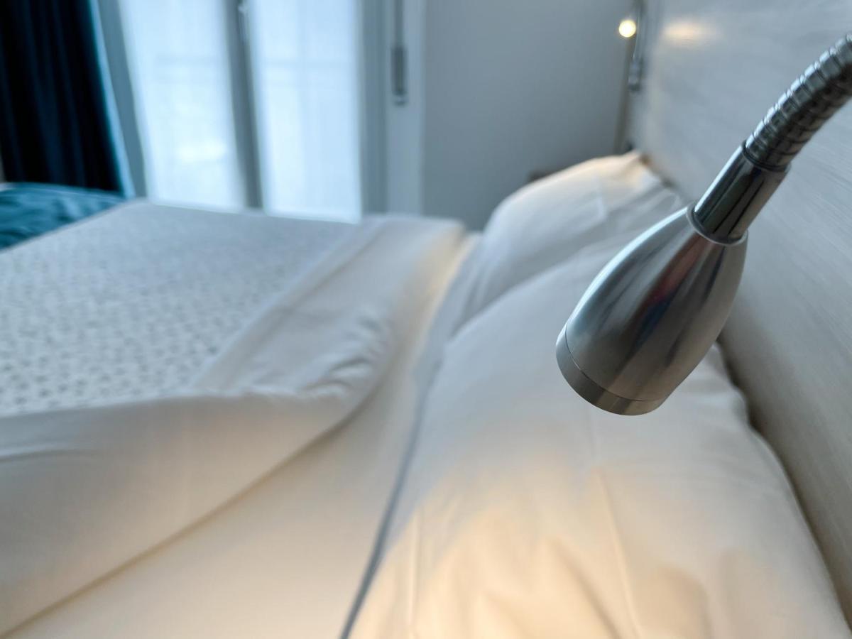 Hotel Locanda Alla Perla Tiarno di Sotto Екстериор снимка