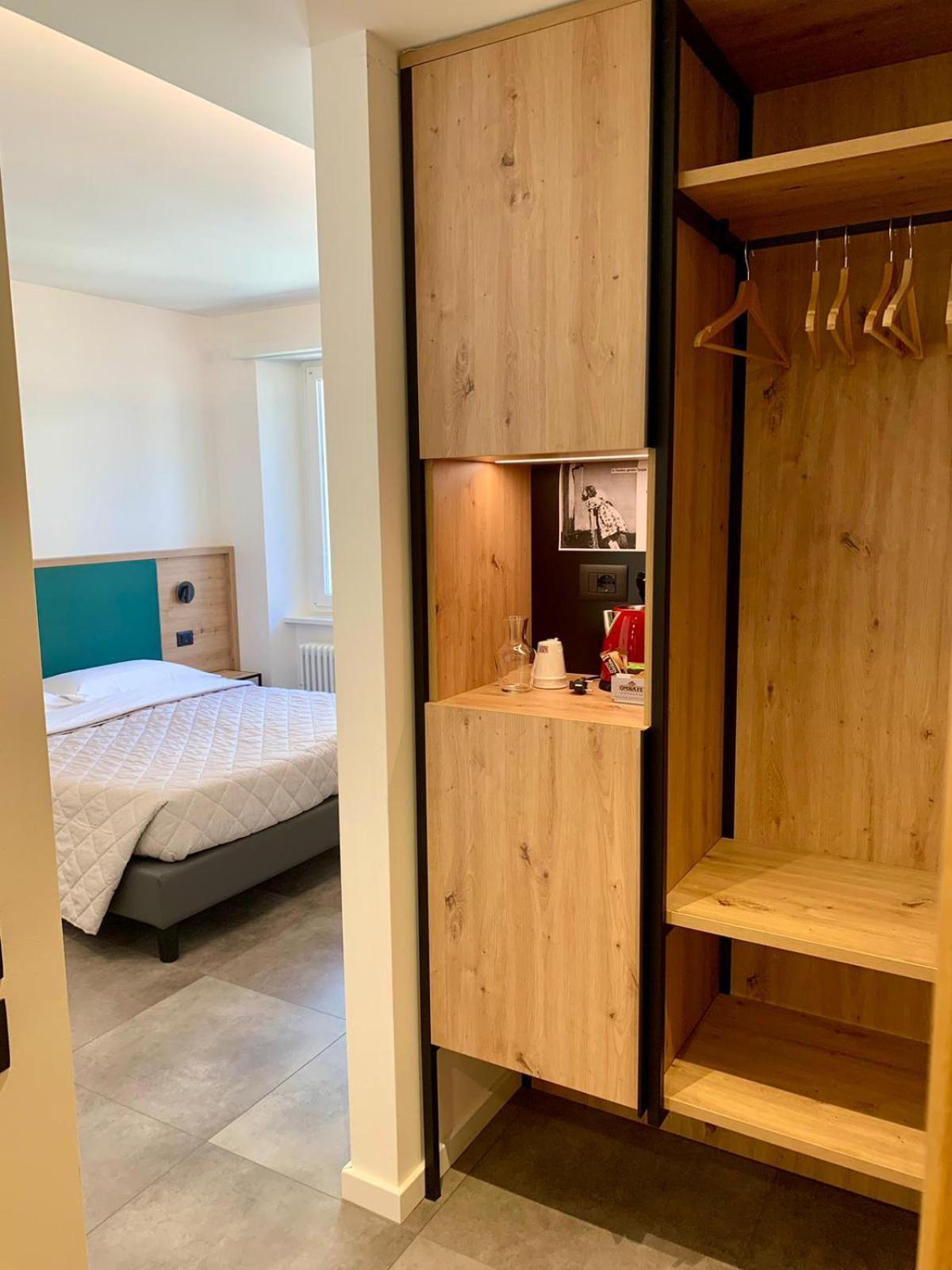 Hotel Locanda Alla Perla Tiarno di Sotto Екстериор снимка